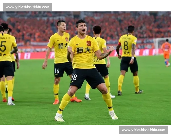 鲁能对阵恒大首发阵容解析与战术博弈前瞻全方位观察 鲁能对阵恒大首发阵容解析与战术博弈前瞻全方位观察